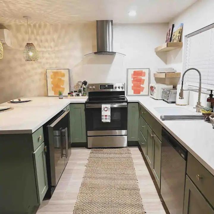 Serene Modern Home Backdoor With Great Wifi, Games, Movies, Patio Seating And Bbq Easy Access To North Joshua Tree National Park In 10 Minutes Twentynine Palms Extérieur photo