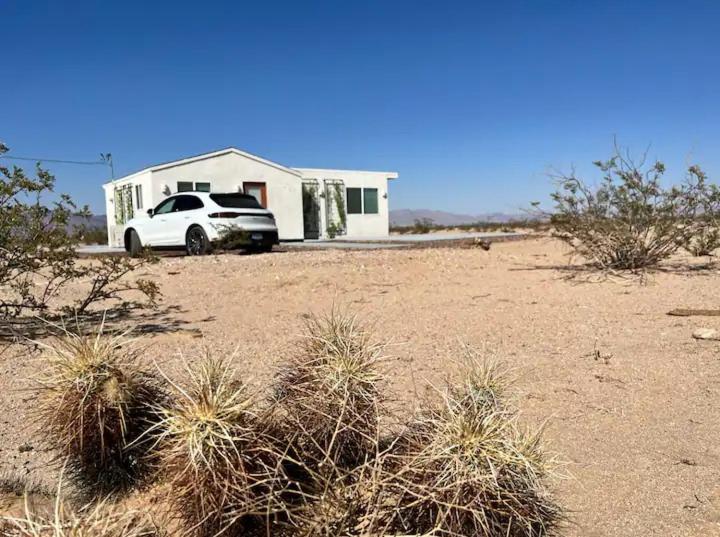 Serene Modern Home Backdoor With Great Wifi, Games, Movies, Patio Seating And Bbq Easy Access To North Joshua Tree National Park In 10 Minutes Twentynine Palms Extérieur photo