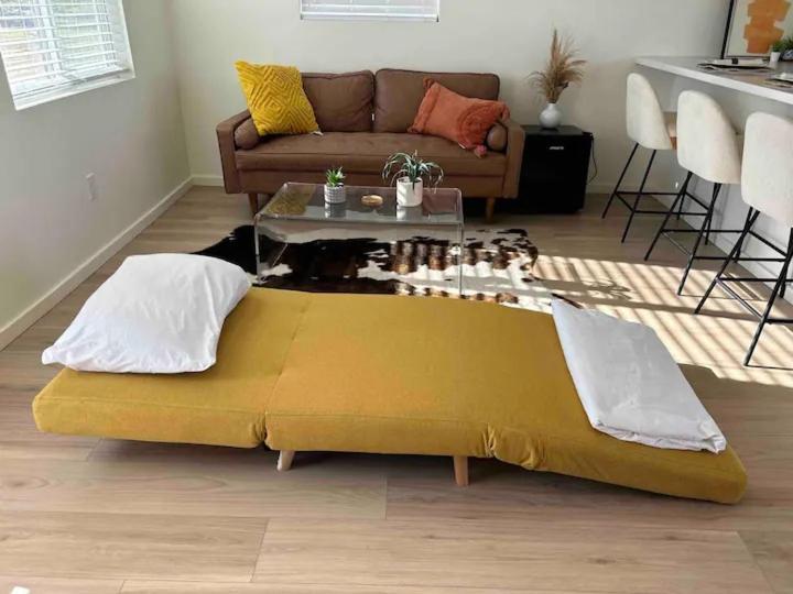 Serene Modern Home Backdoor With Great Wifi, Games, Movies, Patio Seating And Bbq Easy Access To North Joshua Tree National Park In 10 Minutes Twentynine Palms Extérieur photo