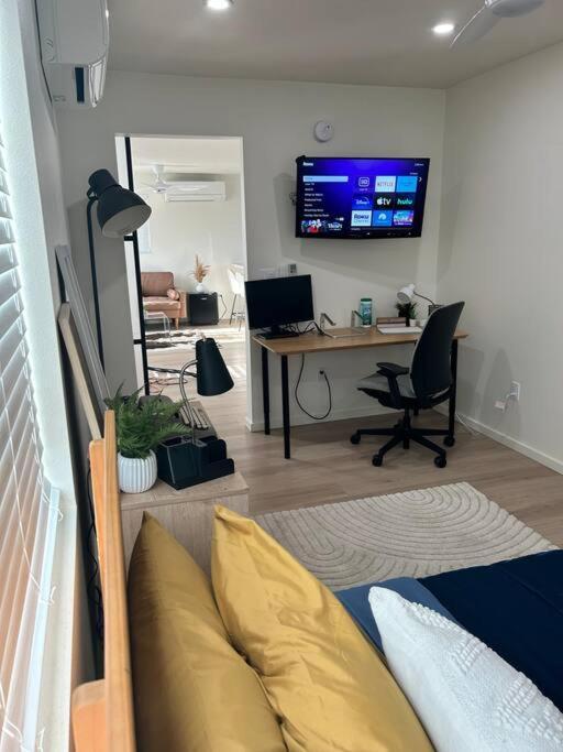 Serene Modern Home Backdoor With Great Wifi, Games, Movies, Patio Seating And Bbq Easy Access To North Joshua Tree National Park In 10 Minutes Twentynine Palms Extérieur photo